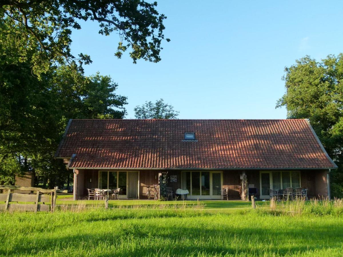 Peaceful Holiday Home With Roofed Terrace Geesteren  Buitenkant foto