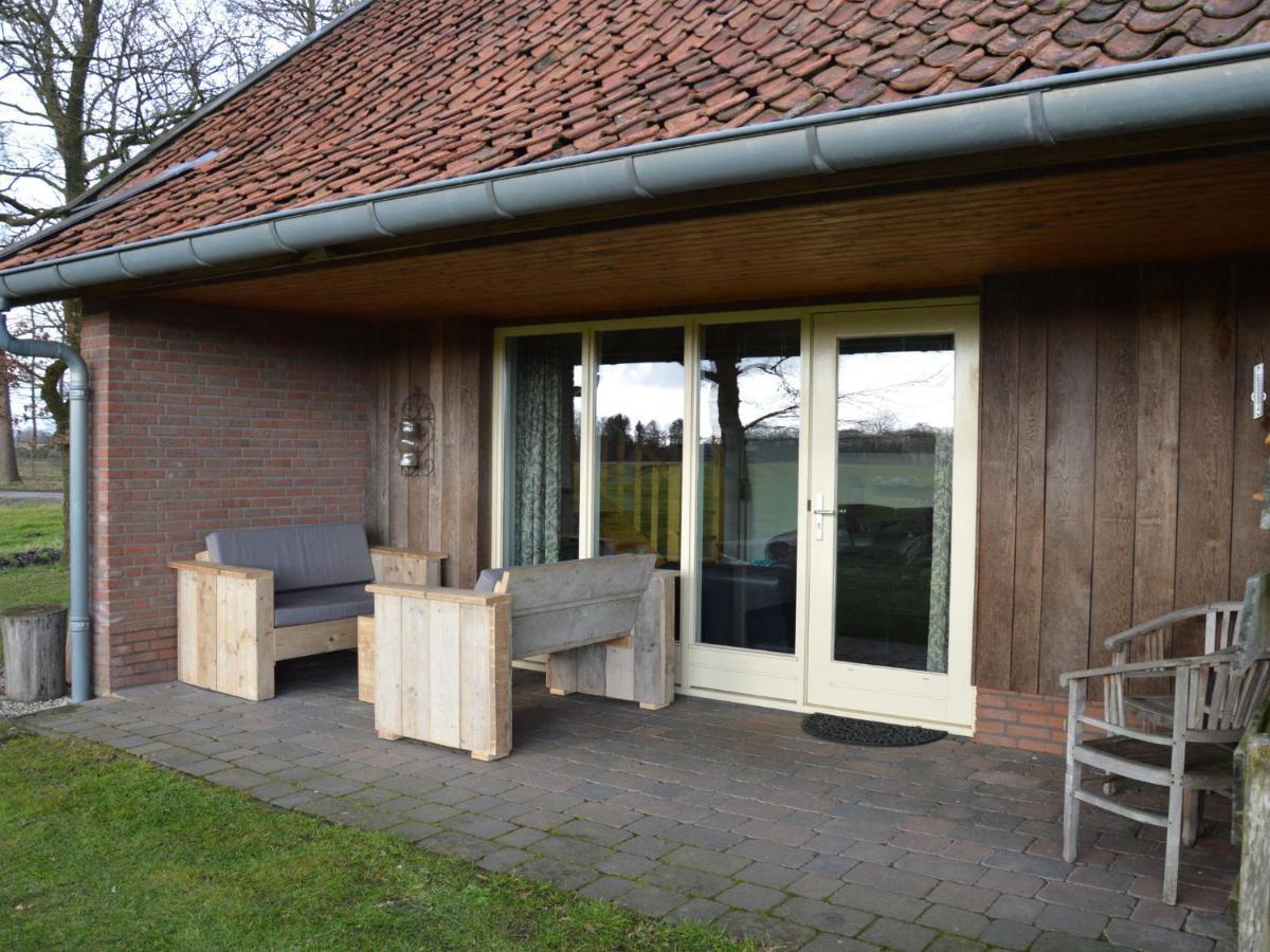 Peaceful Holiday Home With Roofed Terrace Geesteren  Buitenkant foto