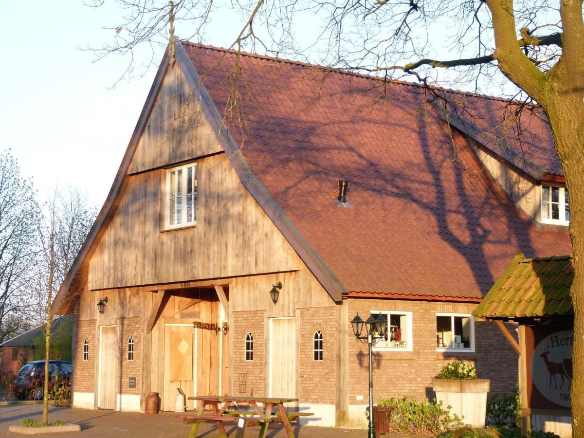 Peaceful Holiday Home With Roofed Terrace Geesteren  Kamer foto